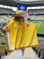 Poncho Orgullo Tricolor  Edición VIP 2026